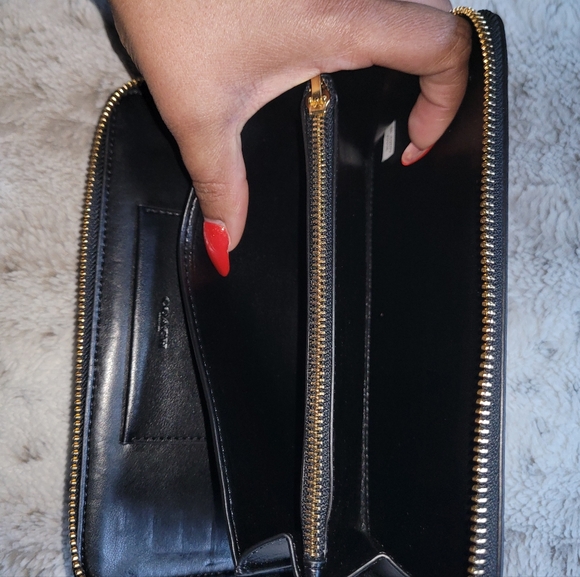 COACH Signature Black Leather Continental Zip Around Wallet 42316-Black - Picture 6 of 7